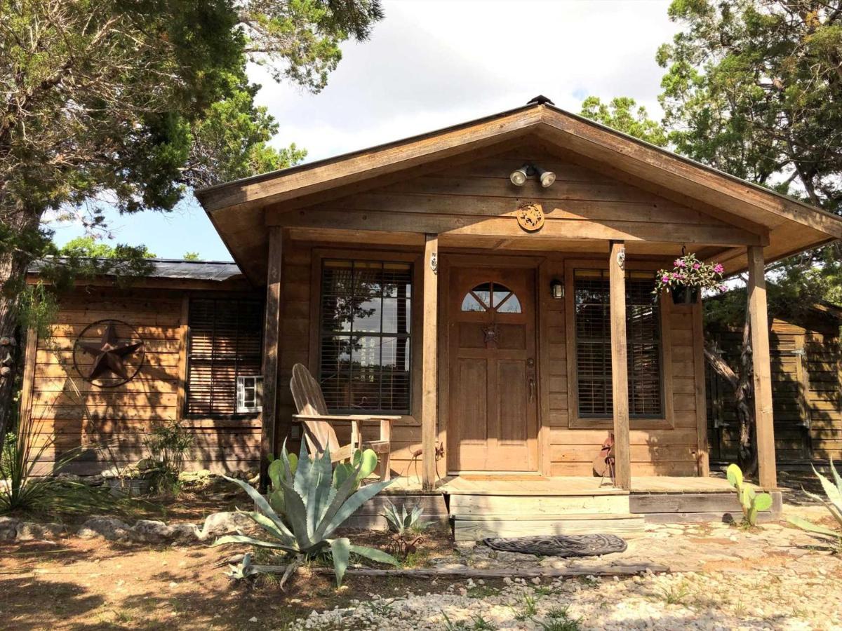 Rockin' B Ranch Love Shack Pipe Creek Ngoại thất bức ảnh